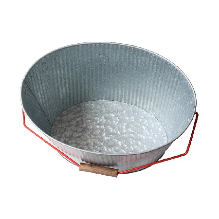 Country Home Galvanized Metal Tub and Drink Bucket